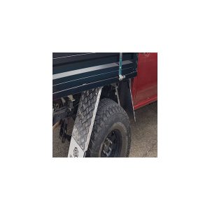 Mud Guards Aluminium Checkerplate 2.5mm 270x450 set of 2 Free Postage